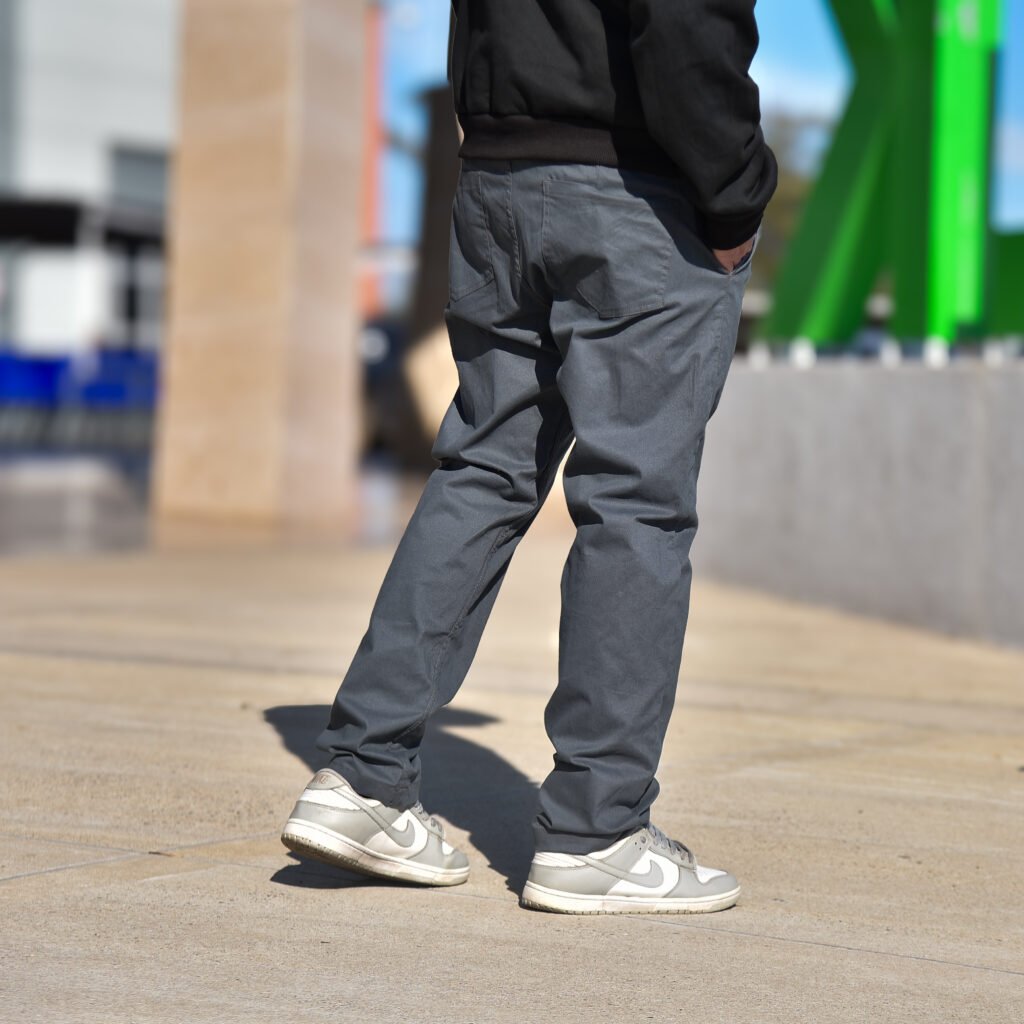 Jgger relaxed gris topo